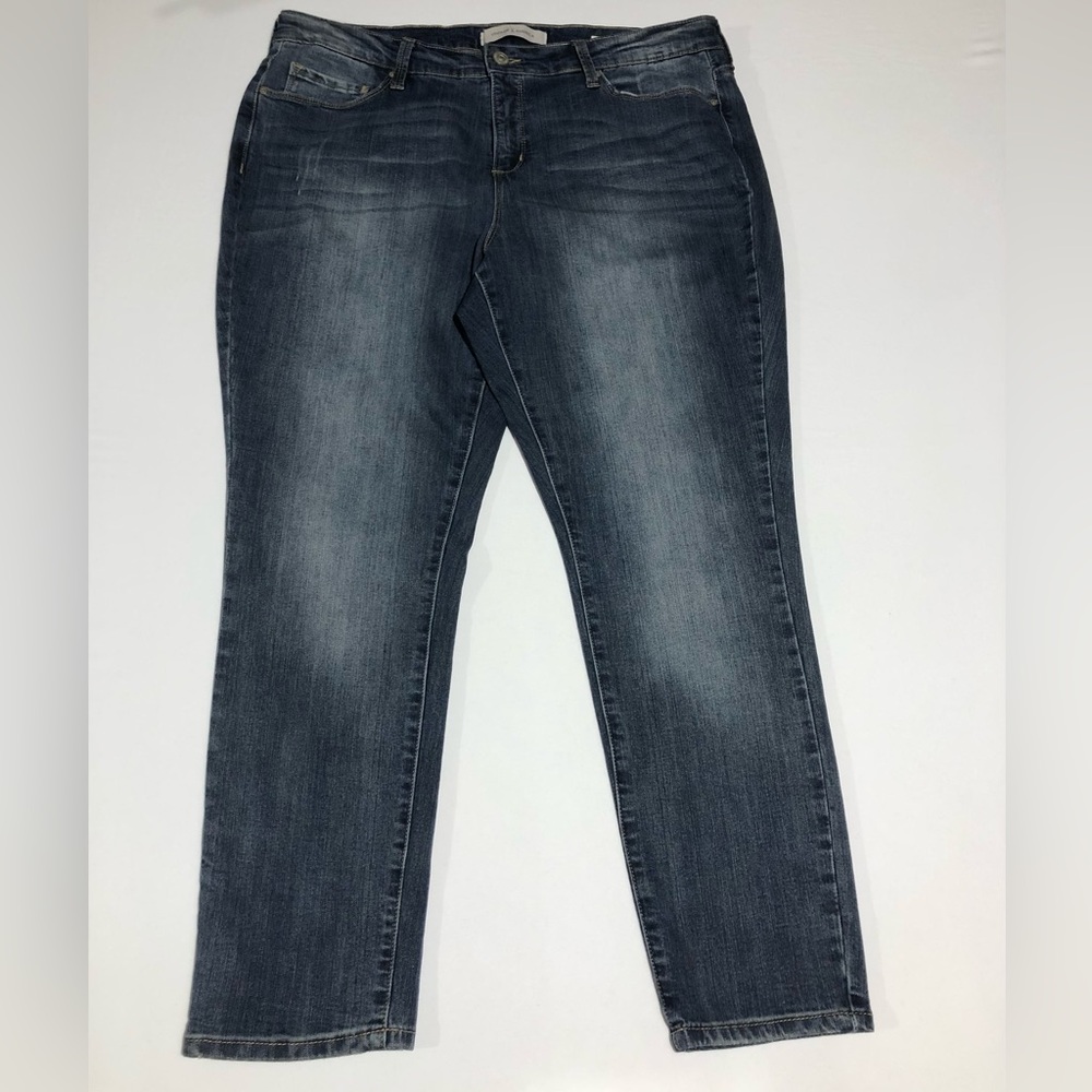 Vintage X America Women's Dark Blue Boho Skinny Jeans Size 18W